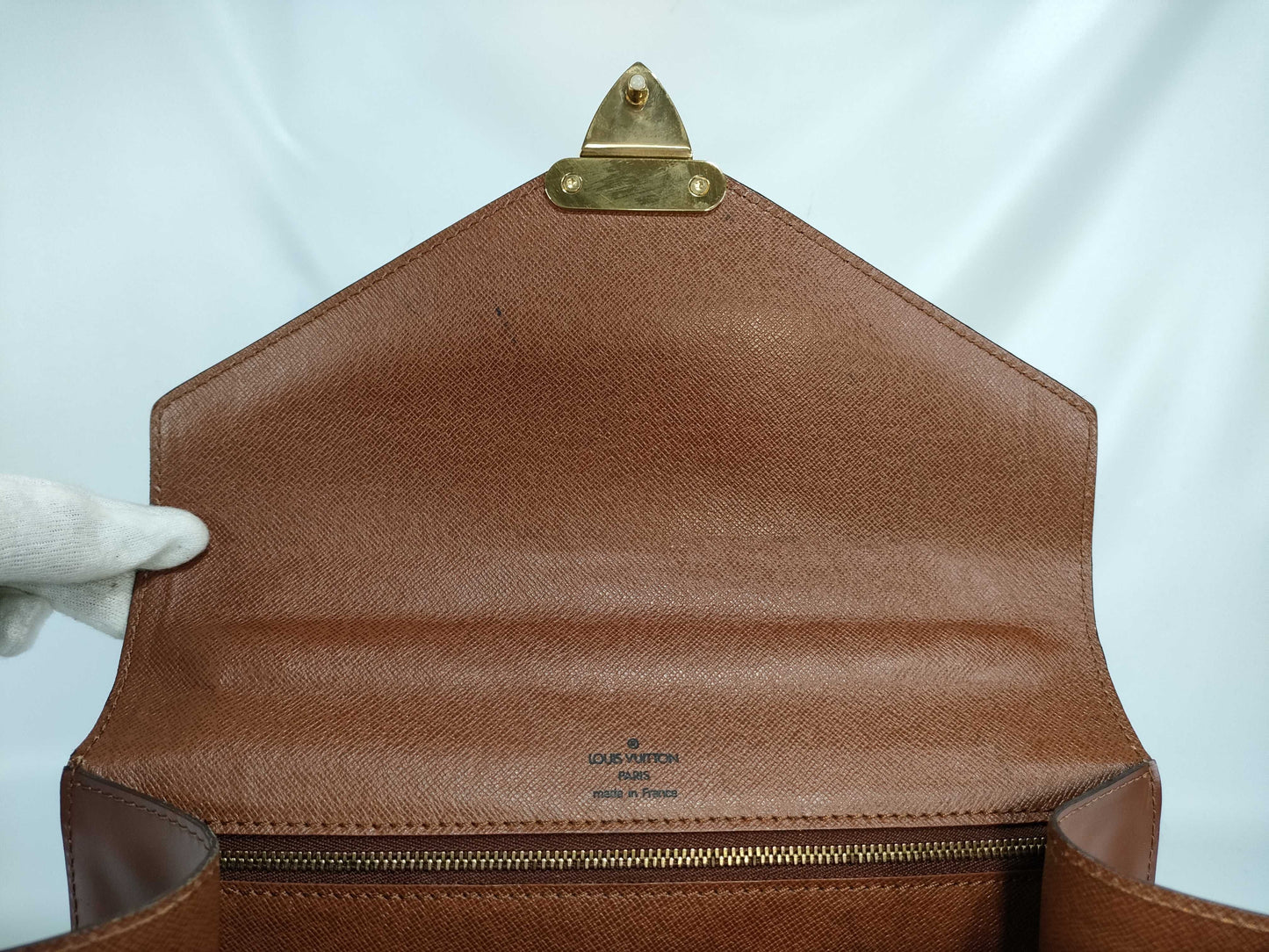 LOUIS VUITTON [Model Number] M51187 Monogram M51185 Monceau ST included, pocket interior is sticky, handbag