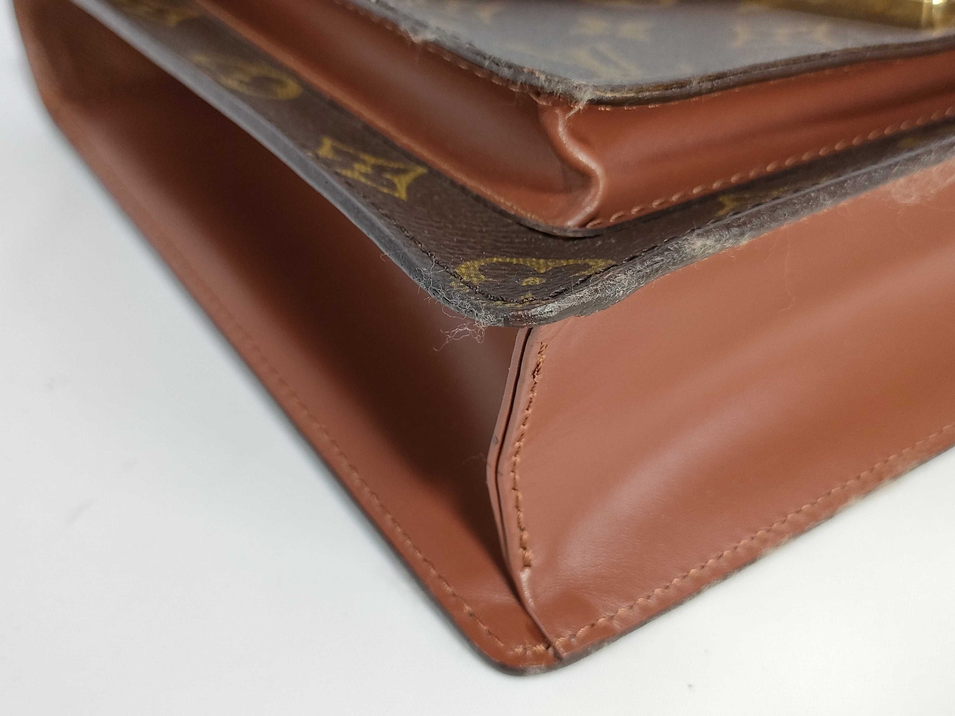 LOUIS VUITTON [Model Number] M51187 Monogram M51185 Monceau ST included, pocket interior is sticky, handbag