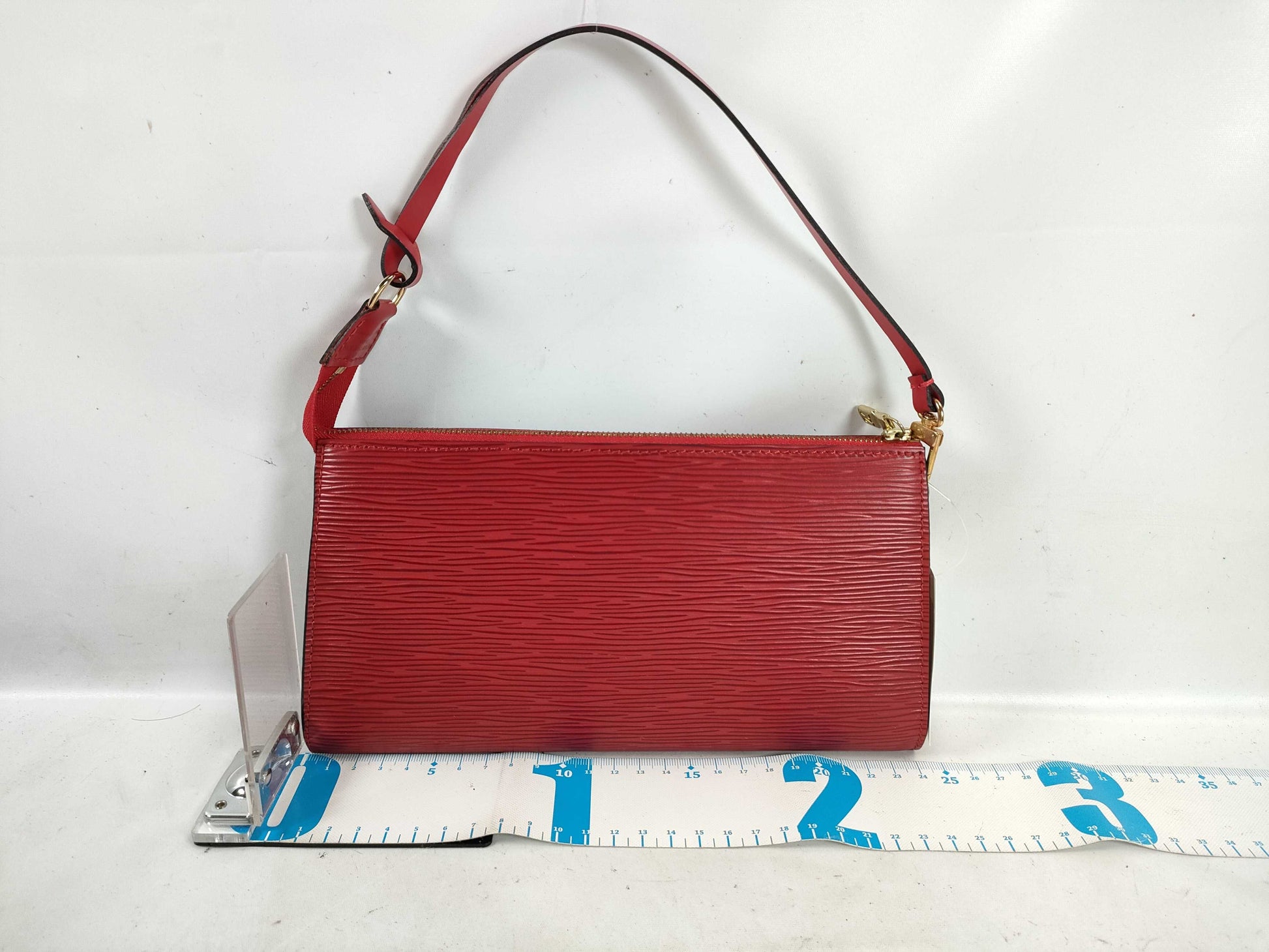 LOUIS VUITTON M52947 Epi Accessoires Handbag