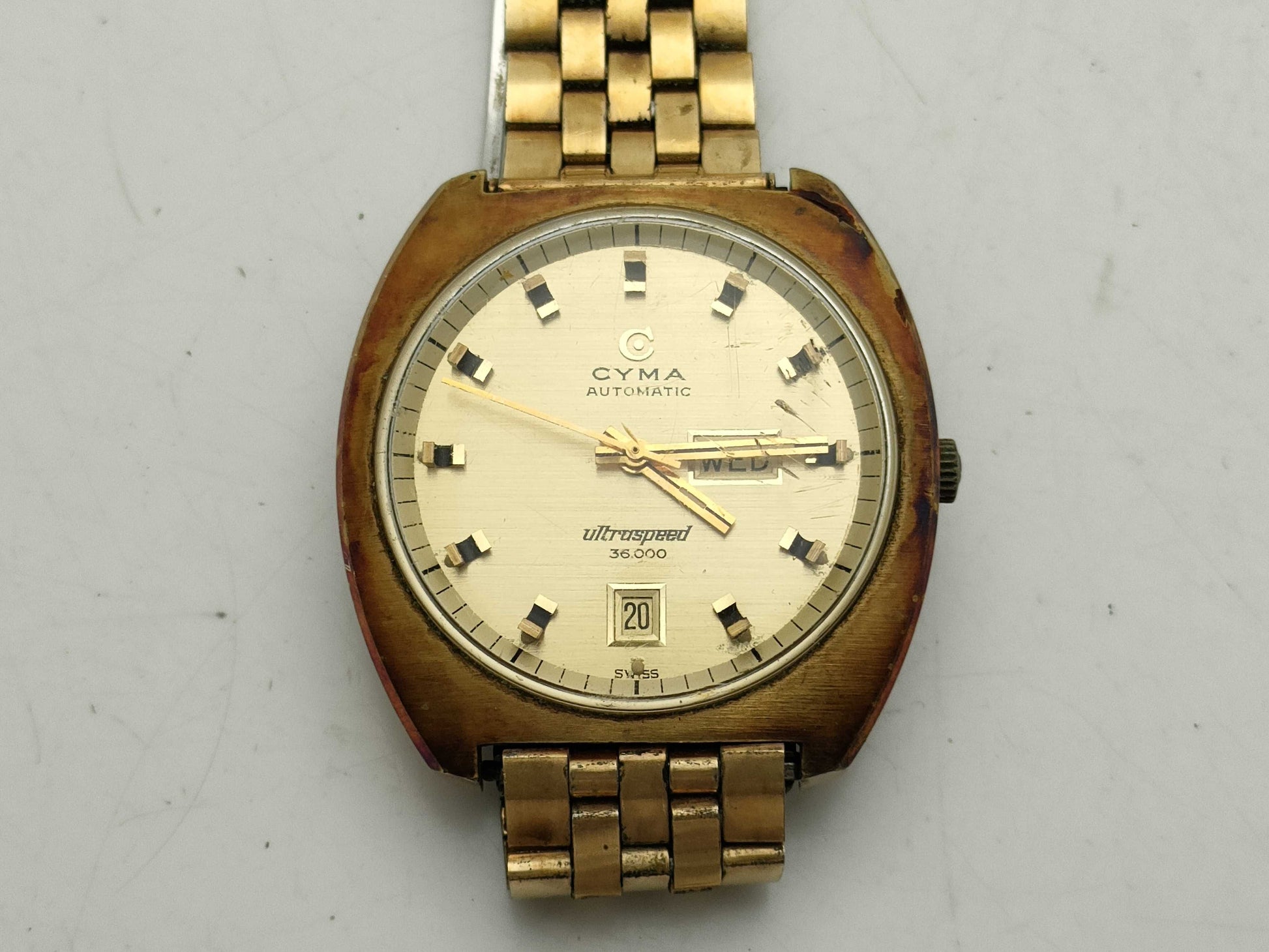 CYMA/Automatic/Gold Men's Watch