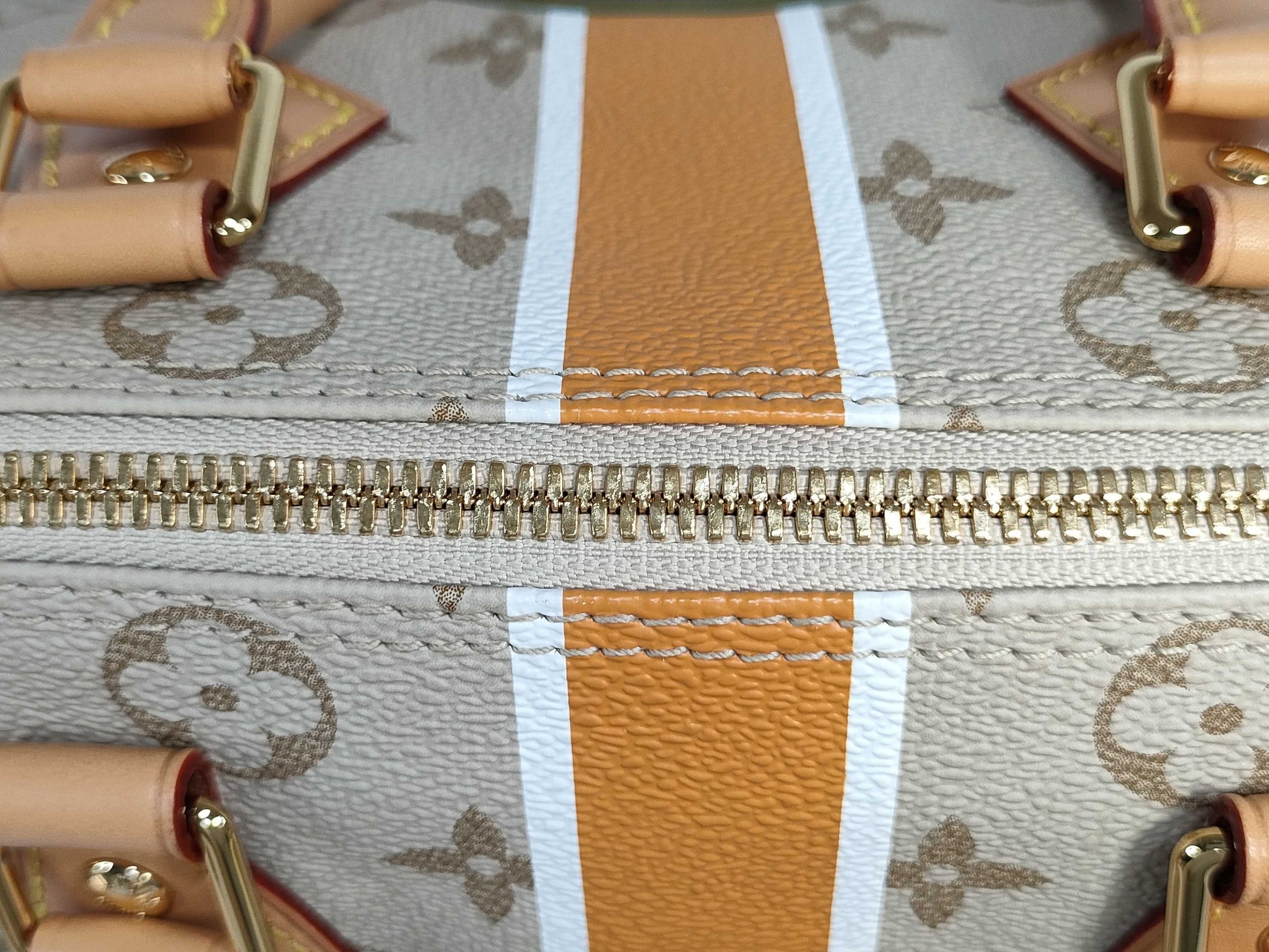 LOUIS VUITTON [Model Number] M46749 Monogram Monopanam Street Speedy Bandouliere 25 Boston Bag