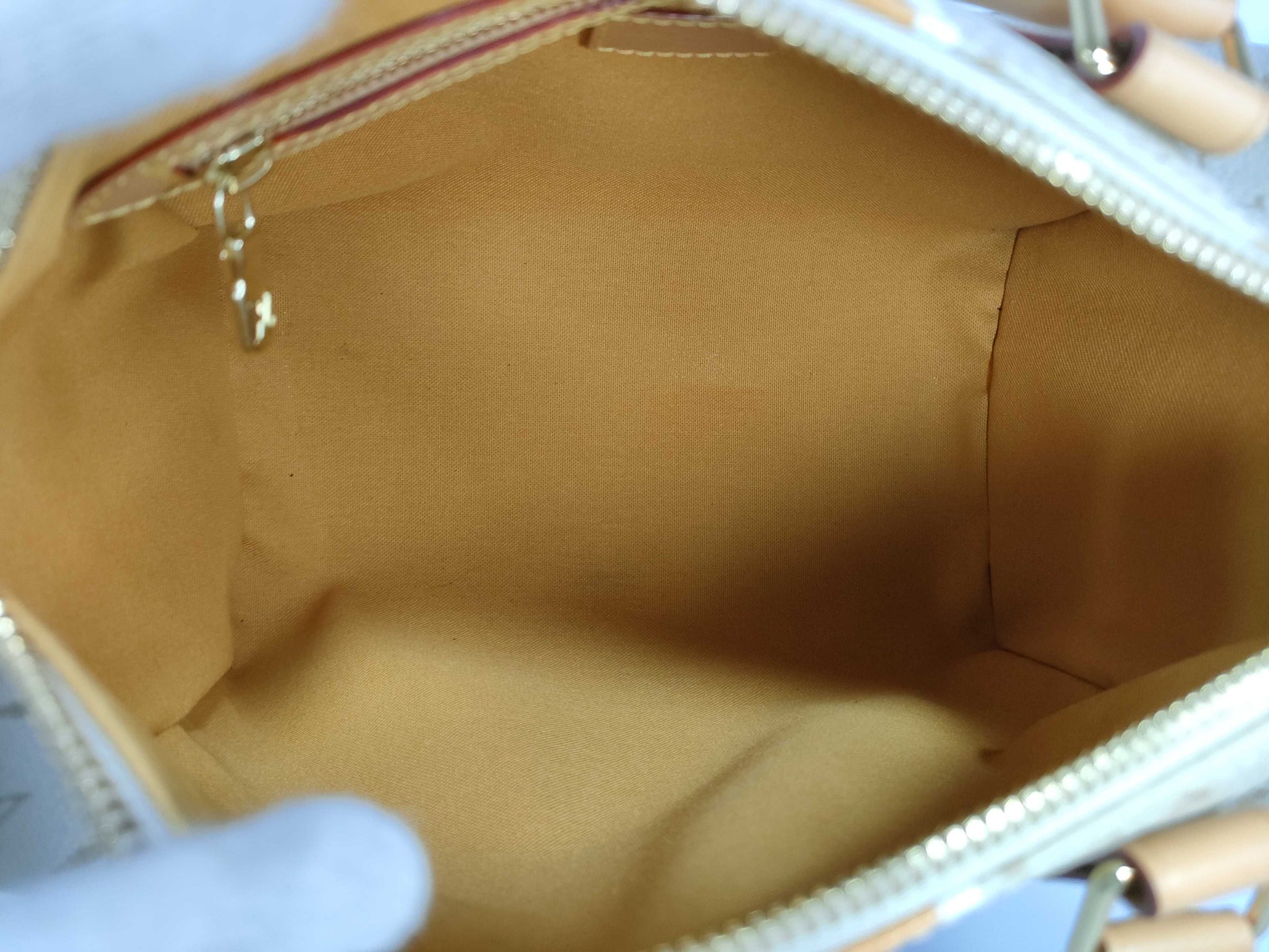 LOUIS VUITTON [Model Number] M46749 Monogram Monopanam Street Speedy Bandouliere 25 Boston Bag