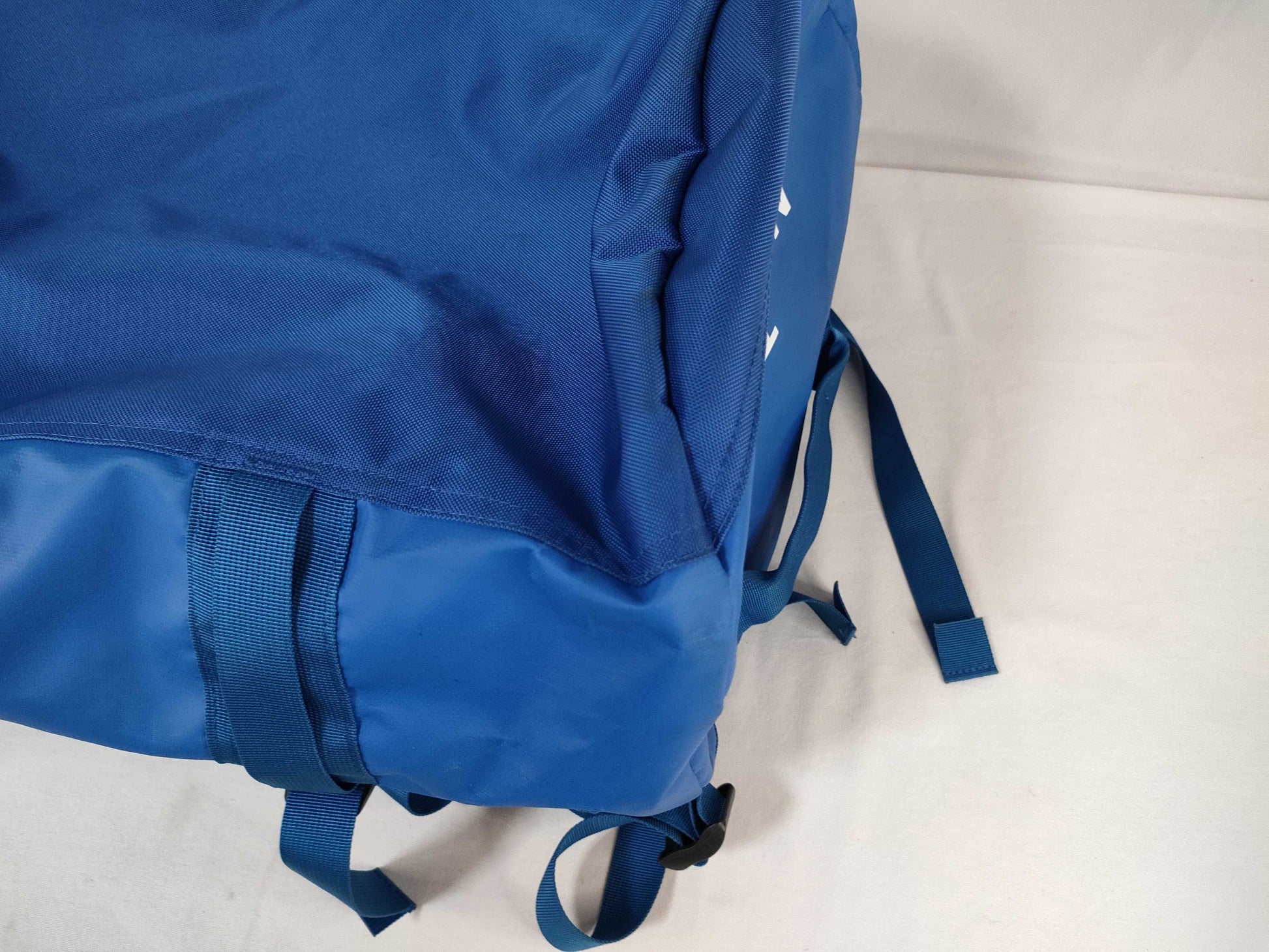 THE NORTH FACE THE NORTHFACE Duffel Bag NF0A3ETP Blue Backpack