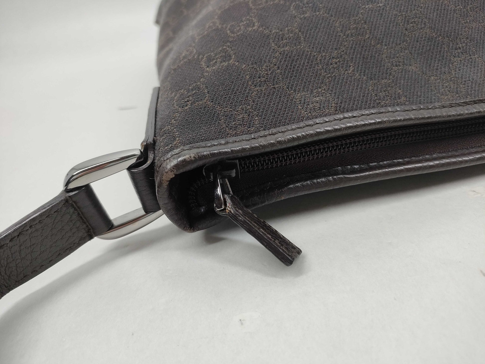 GUCCI GG Canvas 268642 Brown Shoulder Bag