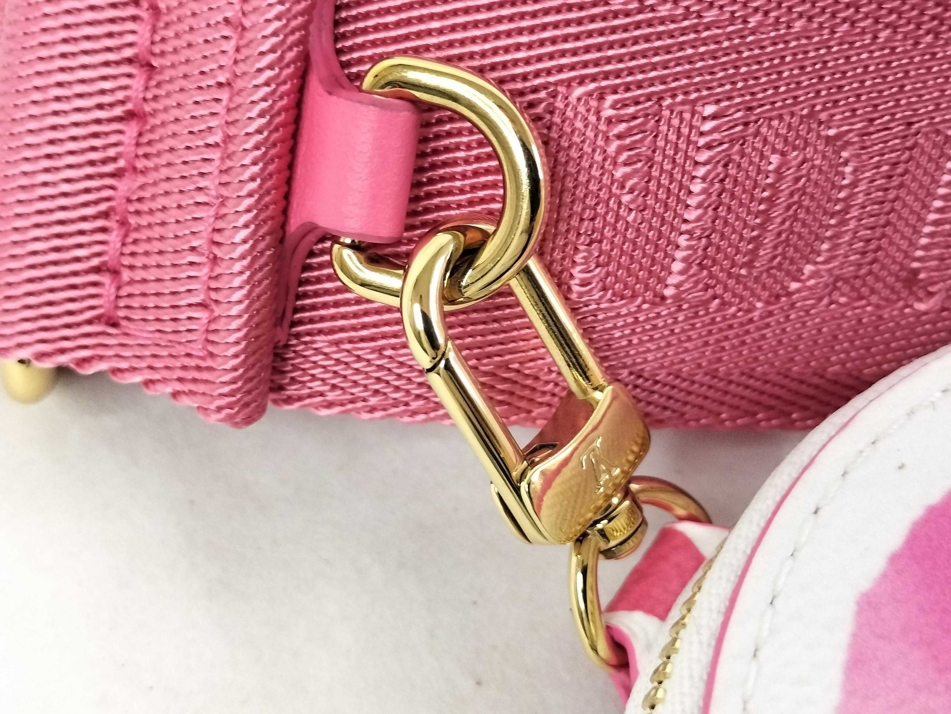 LOUIS VUITTON M22976 Monogram Flower Tile On the Go PM By the Pool RFID Verified Handbag