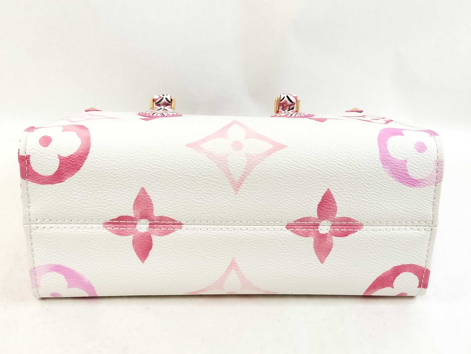 LOUIS VUITTON M22976 Monogram Flower Tile On the Go PM By the Pool RFID Verified Handbag