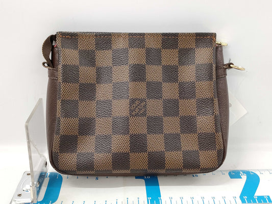 LOUIS VUITTON Damier N51982 Truth Makeup Pouch