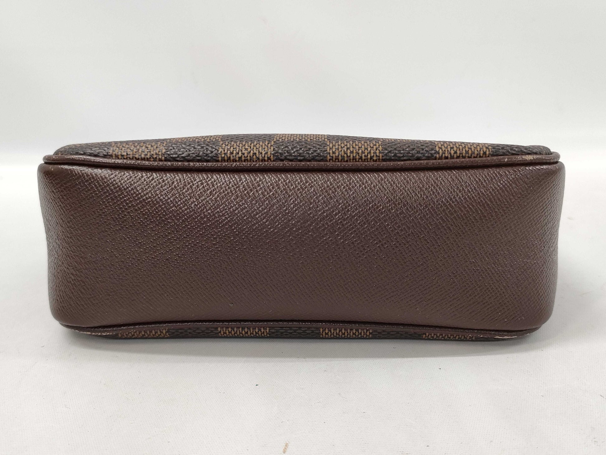 LOUIS VUITTON Damier N51982 Truth Makeup Pouch