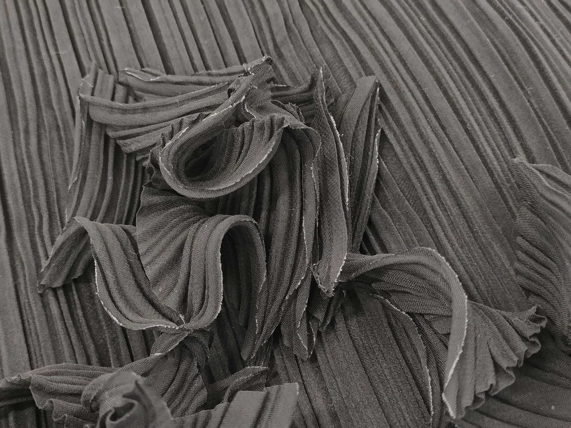 ISSEY MIYAKE Fette Dress Ruffle Dress