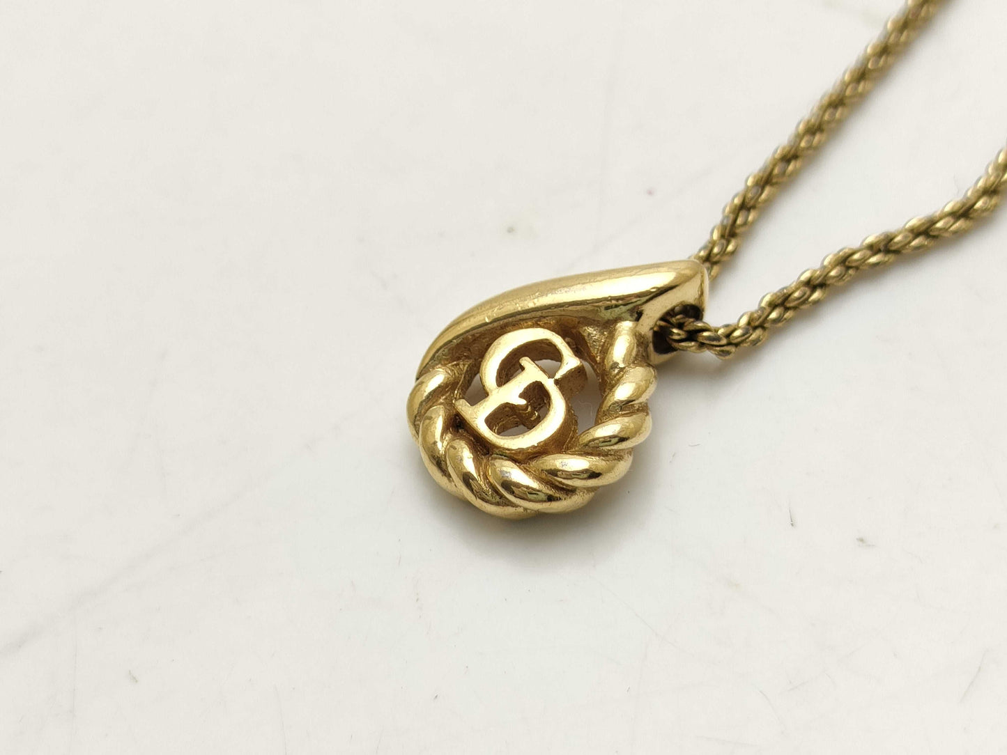 Dior CD logo necklace