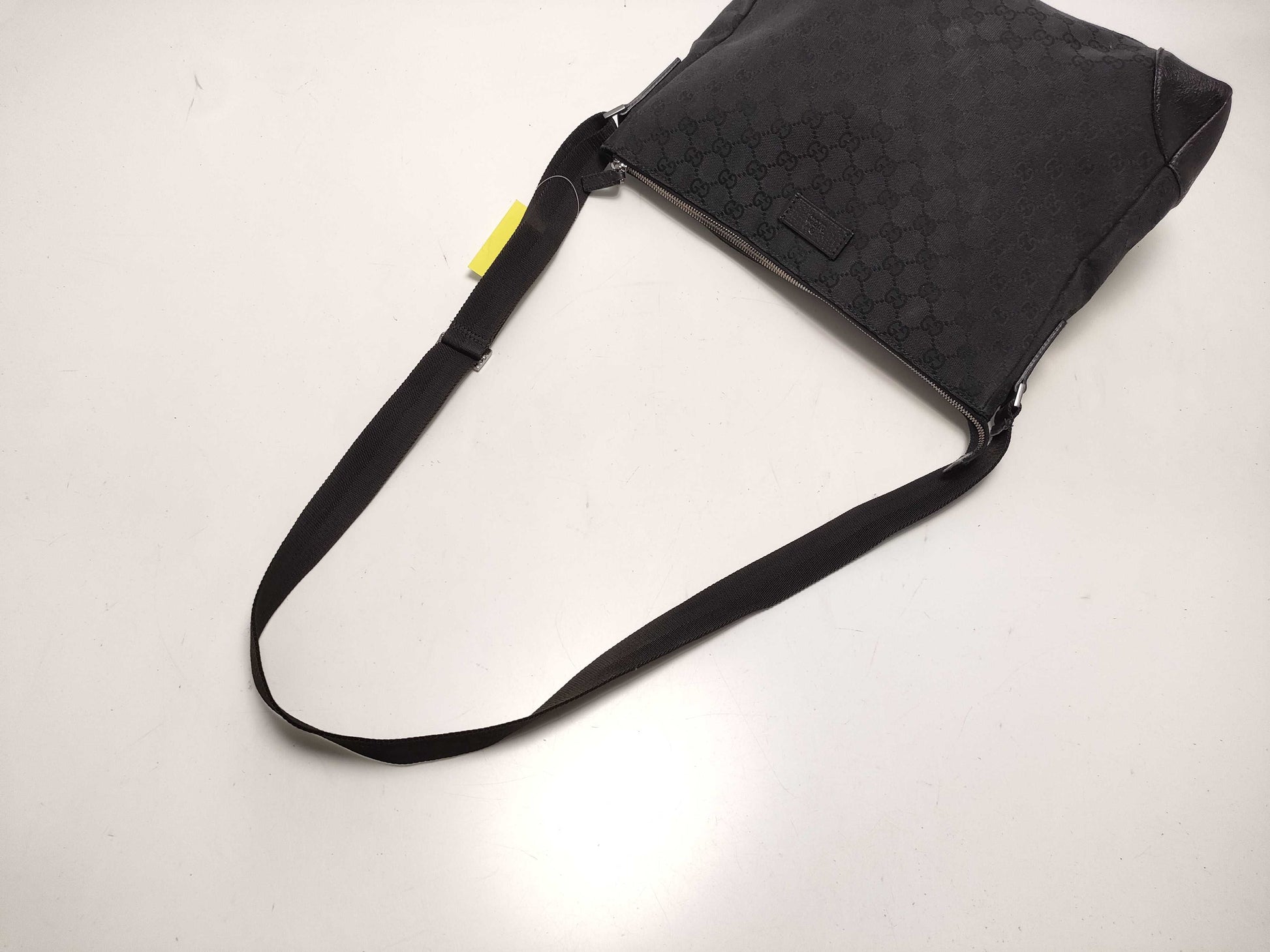 GUCCI GG Canvas 110054 Shoulder Bag