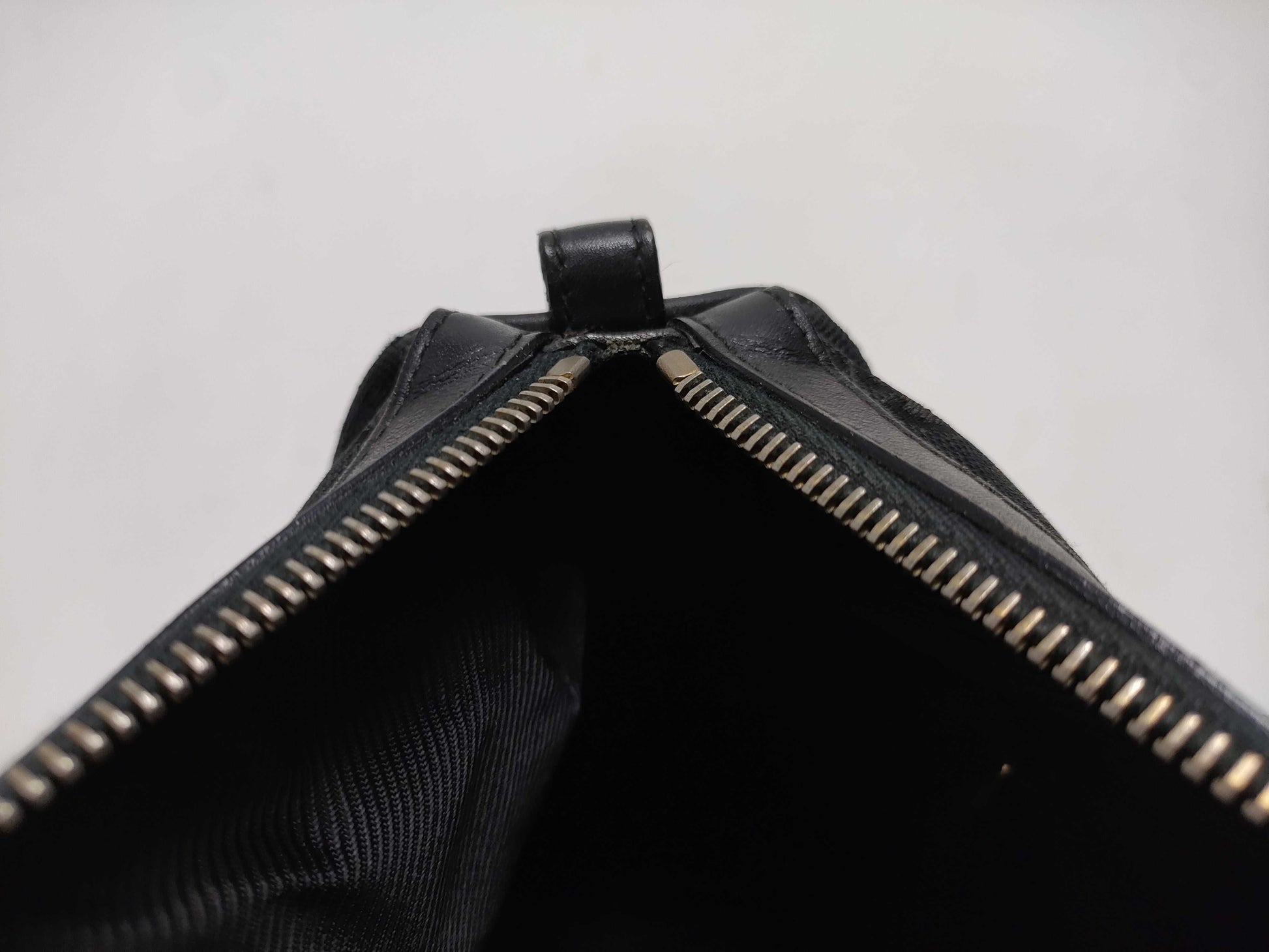 GUCCI GG Canvas 000 0851 3754 Handbag