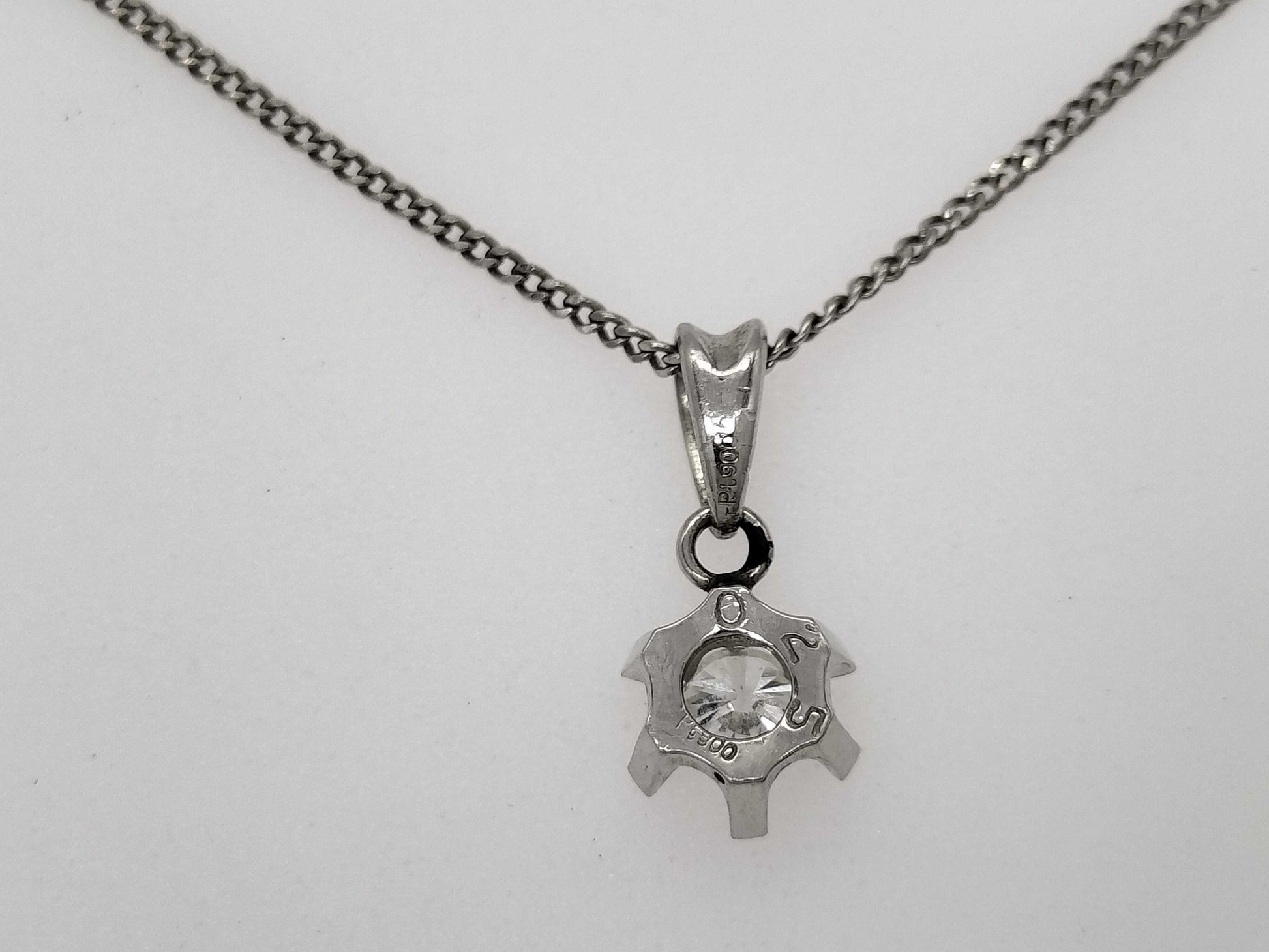 D 0.25ct Pt900/Pt850 3.2g Necklace 