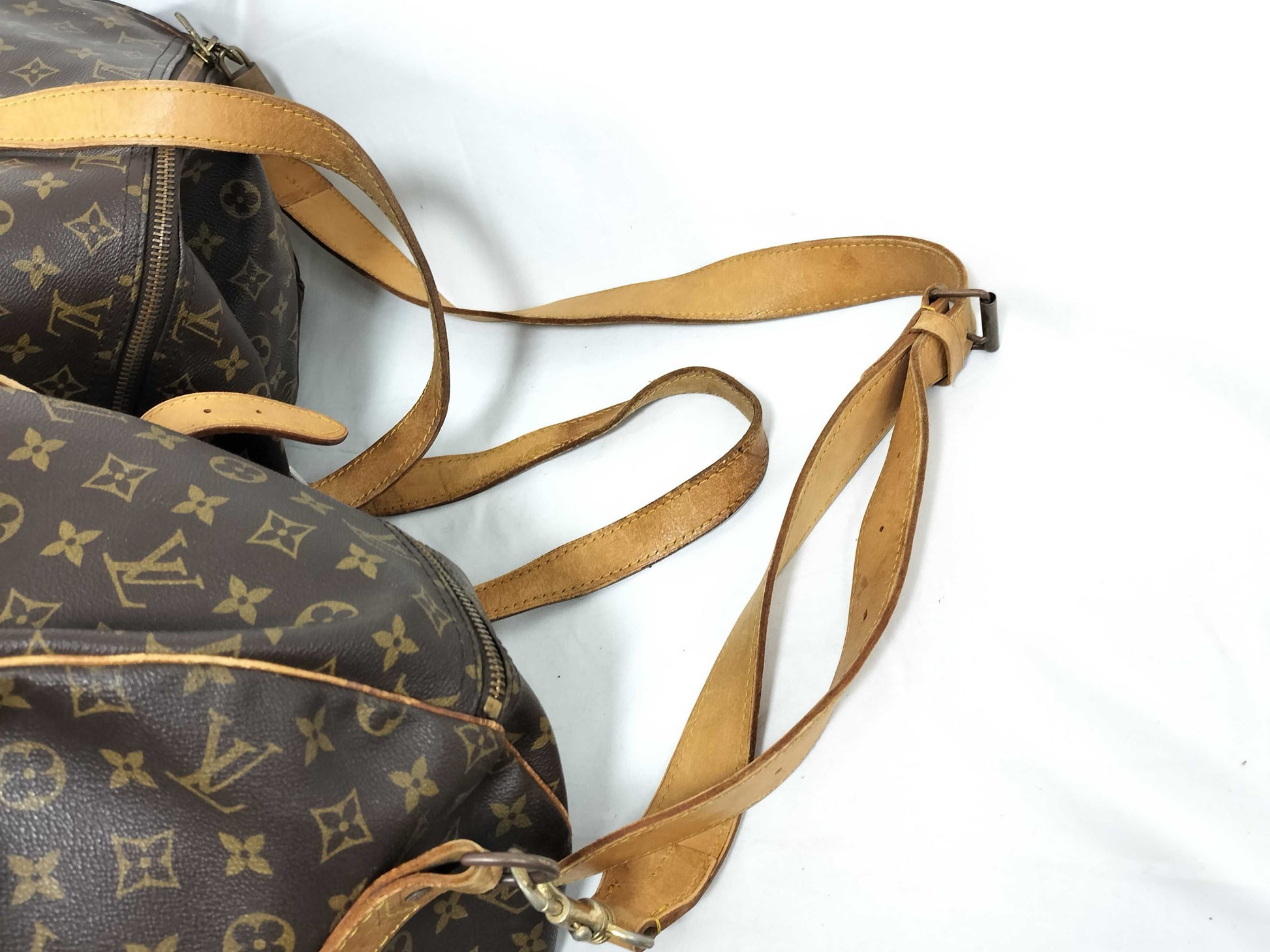 LOUIS VUITTON Monogram Saxe Pool 60 Bandouliere Boston Bag