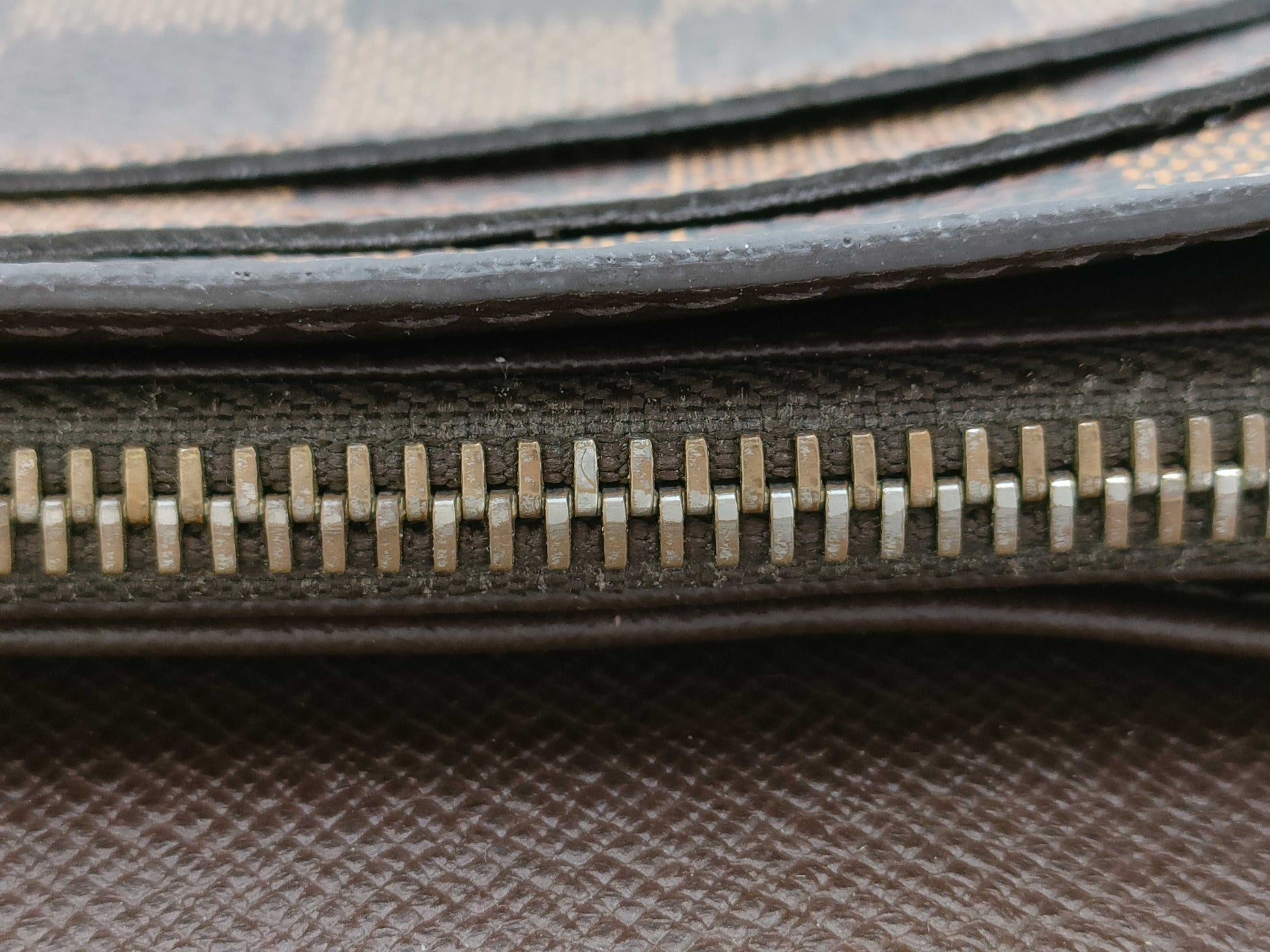 LOUIS VUITTON Damier Portefeuille Sarah CT2057 Wallet