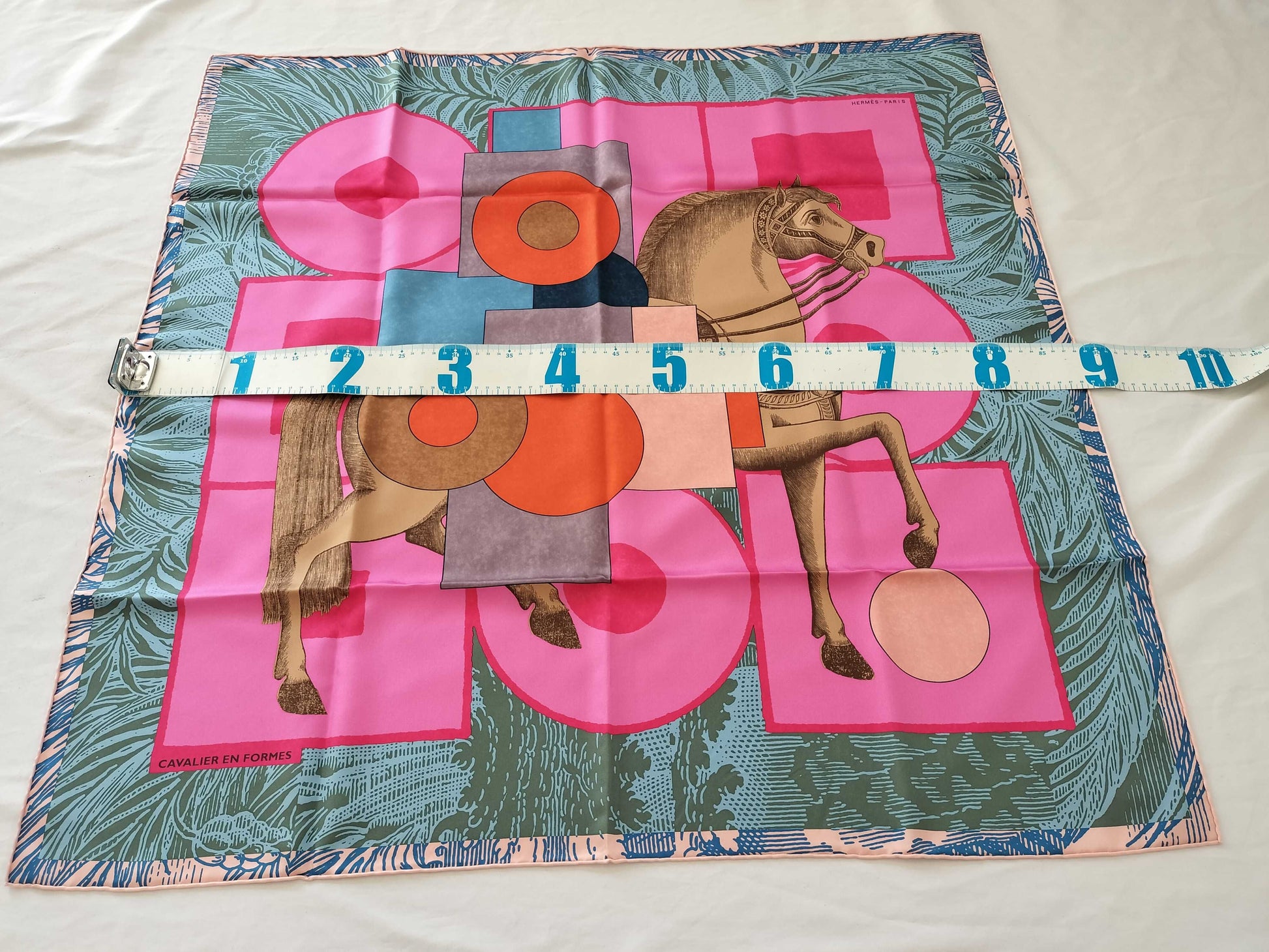 HERMES Carré 90 CAVALIER EN FORMES Scarf