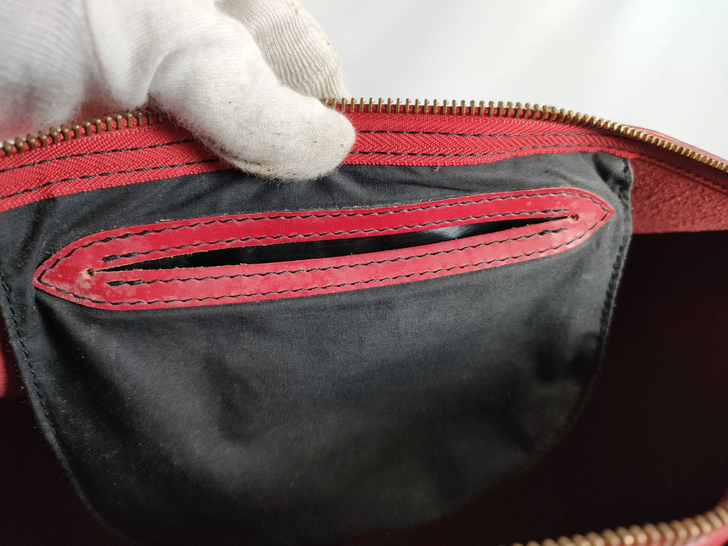 LOUIS VUITTON Epi Speedy 40 Boston Bag