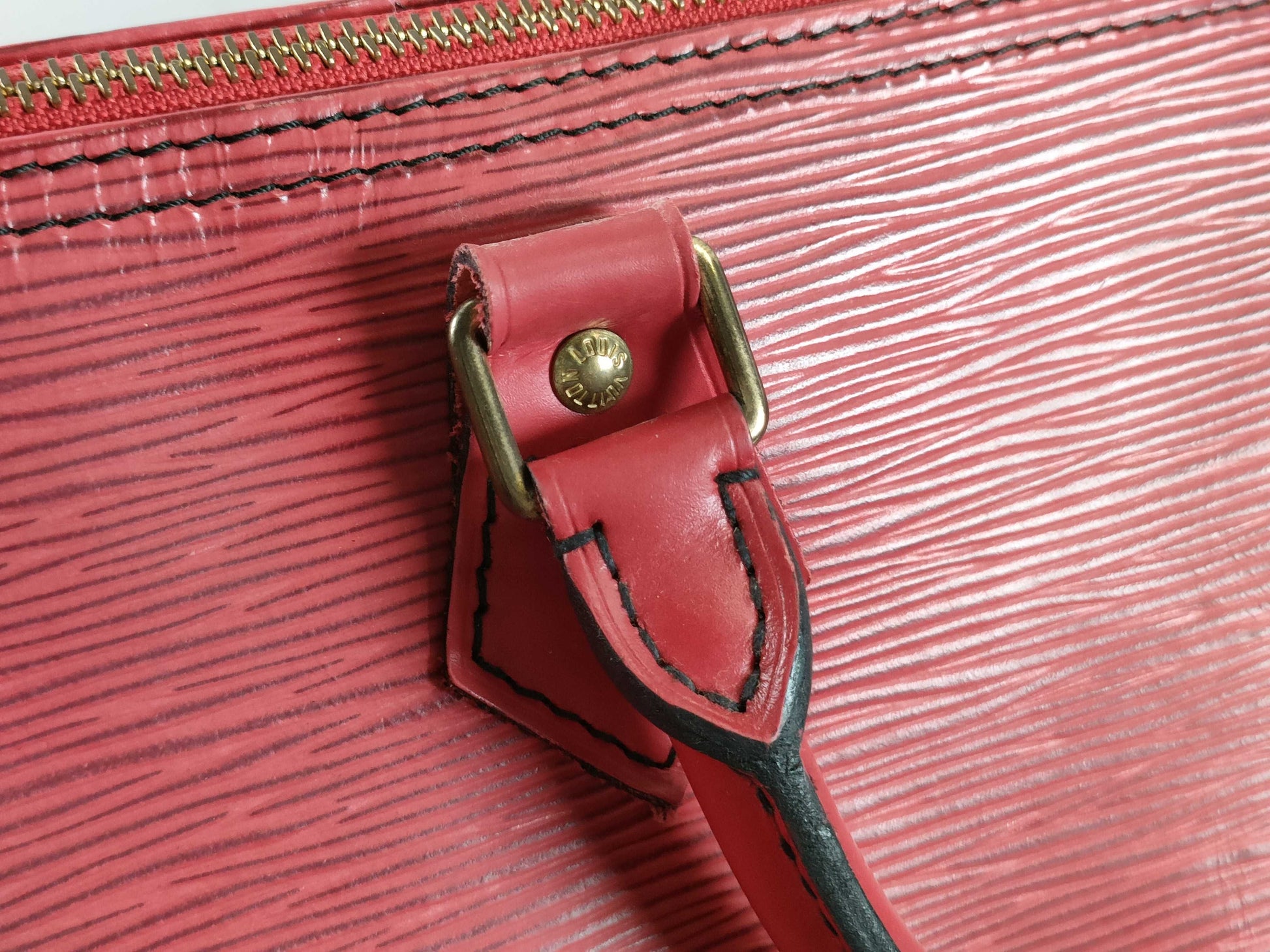 LOUIS VUITTON Epi Speedy 40 Boston Bag