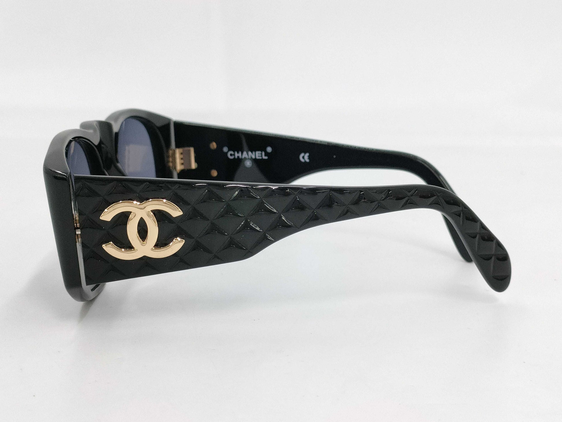  CHANEL Coco Matelasse 01450 Sunglasses/Glasses
