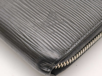 LOUIS VUITTON Epi Zippy Wallet