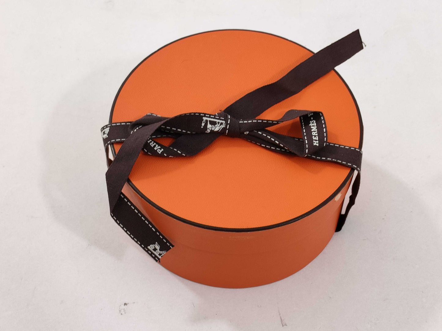 HERMES Accordion Scarf