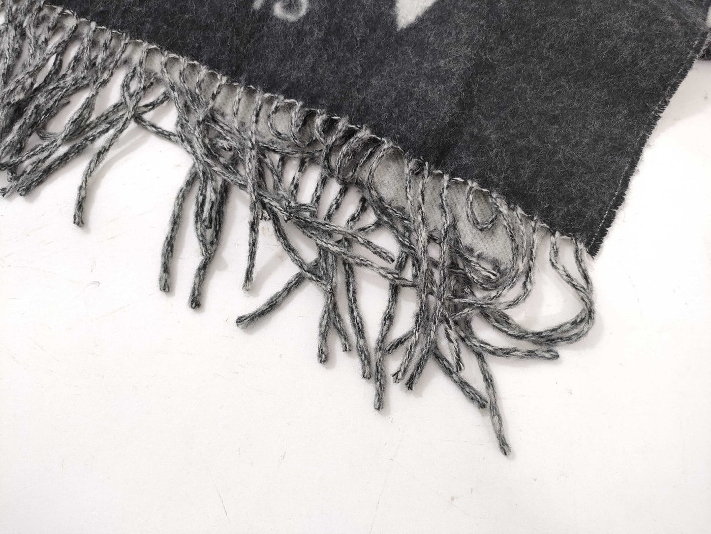 LOUIS VUITTON Monogram Cashmere Scarf Black Scarf