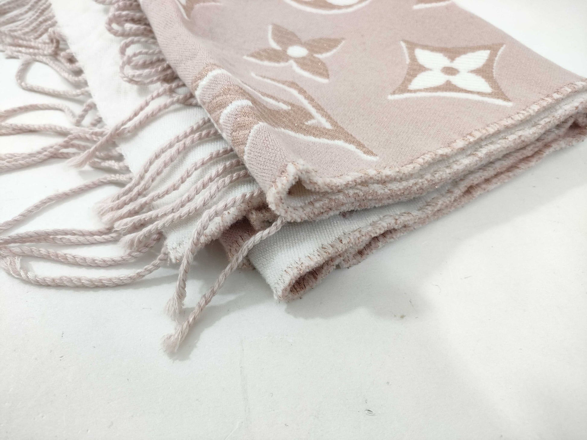 LOUIS VUITTON Monogram Logo Scarf Pink Lamé Scarf
