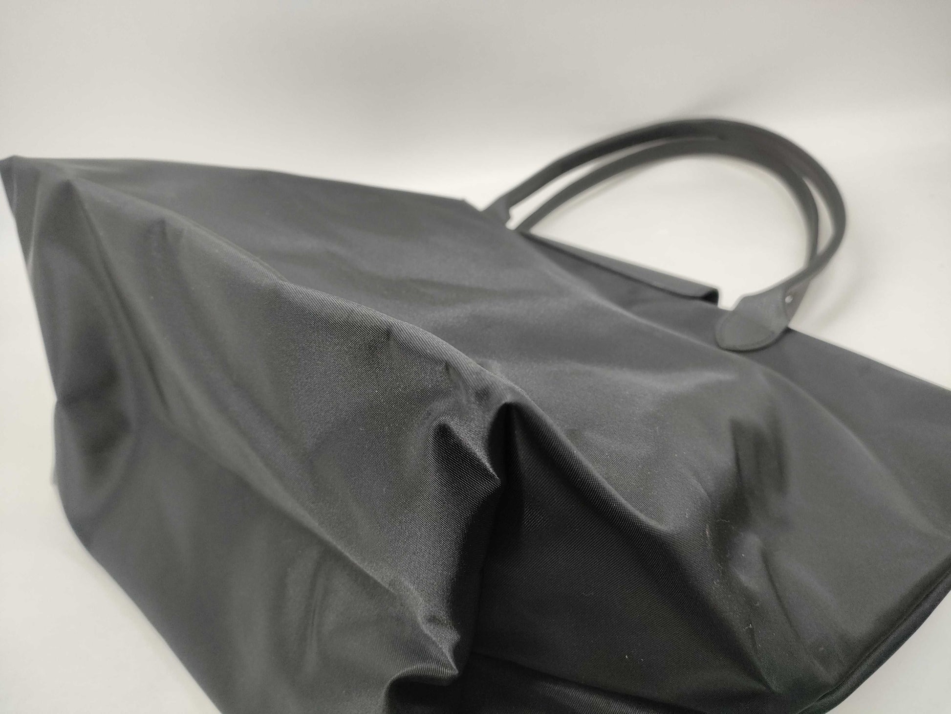 LONG CHAMP Pliage Nylon Black Tote Bag