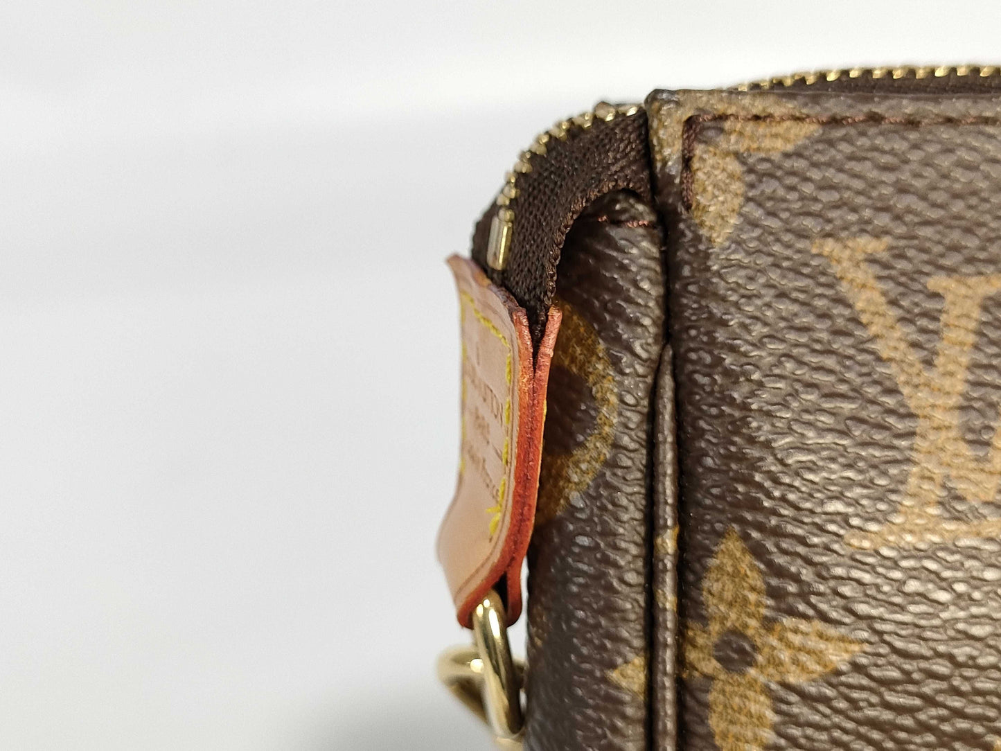 LOUIS VUITTON [Model Number] M51980 Monogram Pochette Accessoires Handbag