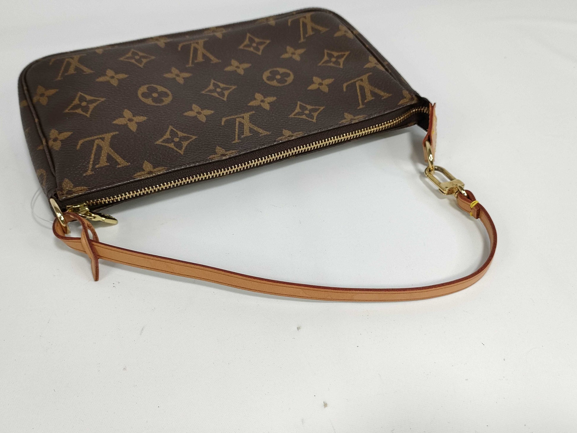 LOUIS VUITTON [Model Number] M51980 Monogram Pochette Accessoires Handbag