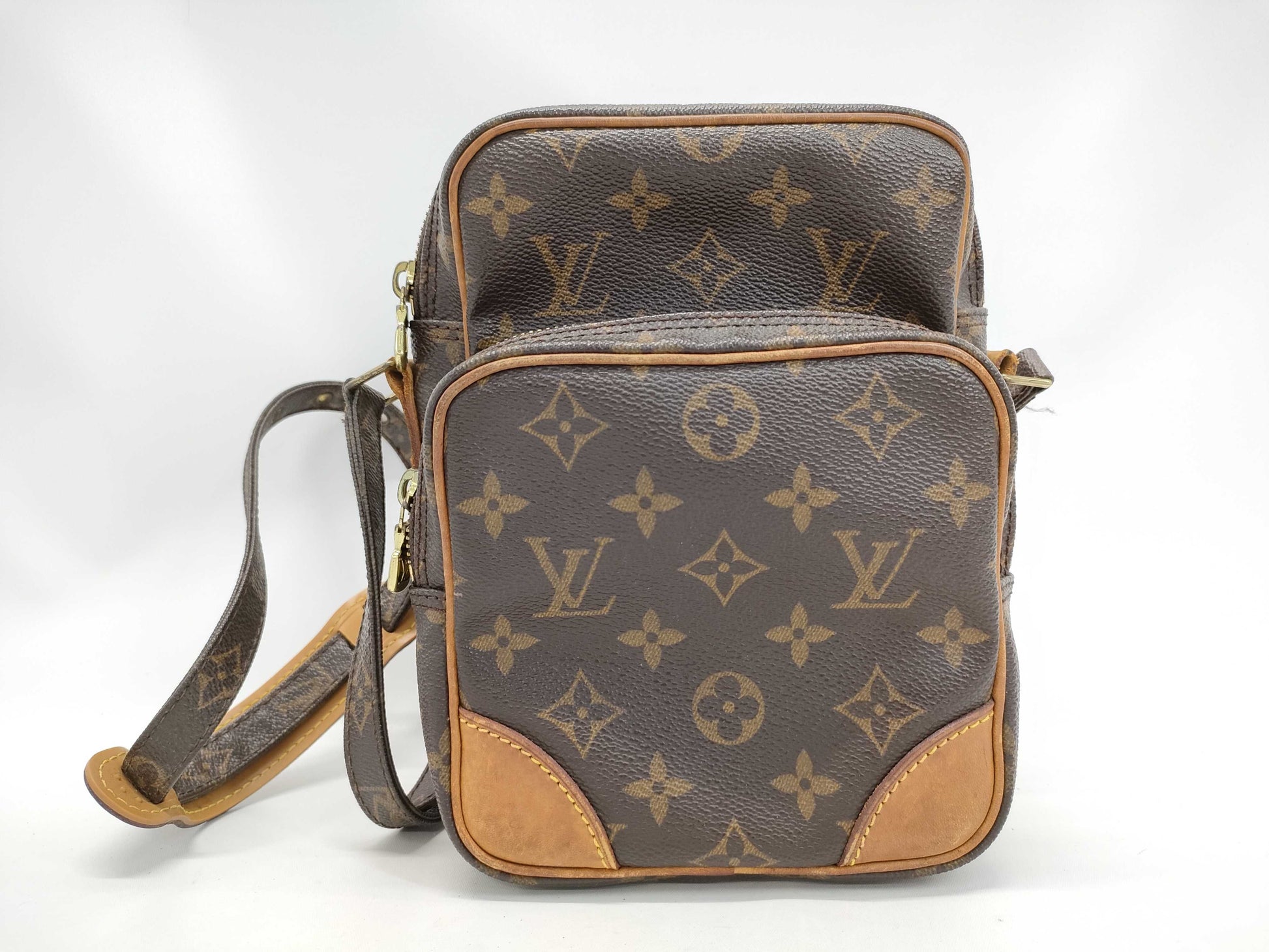 LOUIS VUITTON Monogram M45236 Amazon Shoulder Bag