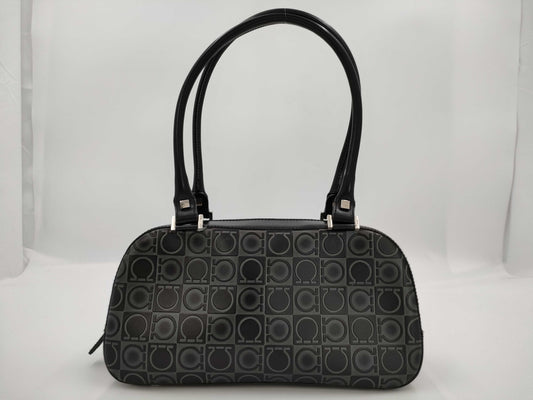 Salvatore Ferragamo Gancini Gancini all-over print leather handbag in black