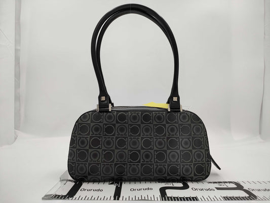 Salvatore Ferragamo Gancini Gancini all-over print leather handbag in black