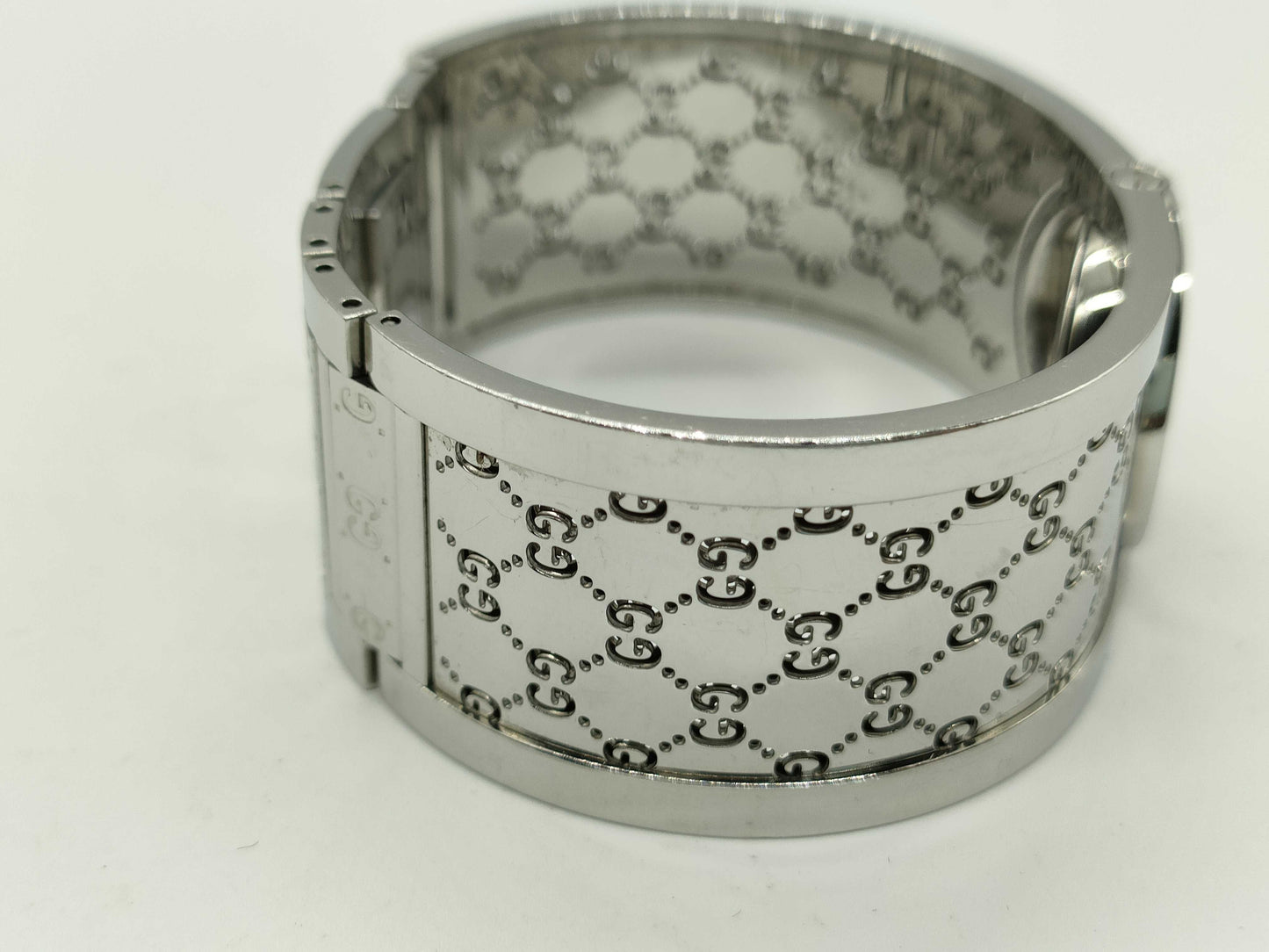 GUCCI GG Pattern Bangle Watch 112 Undying Women's Watch