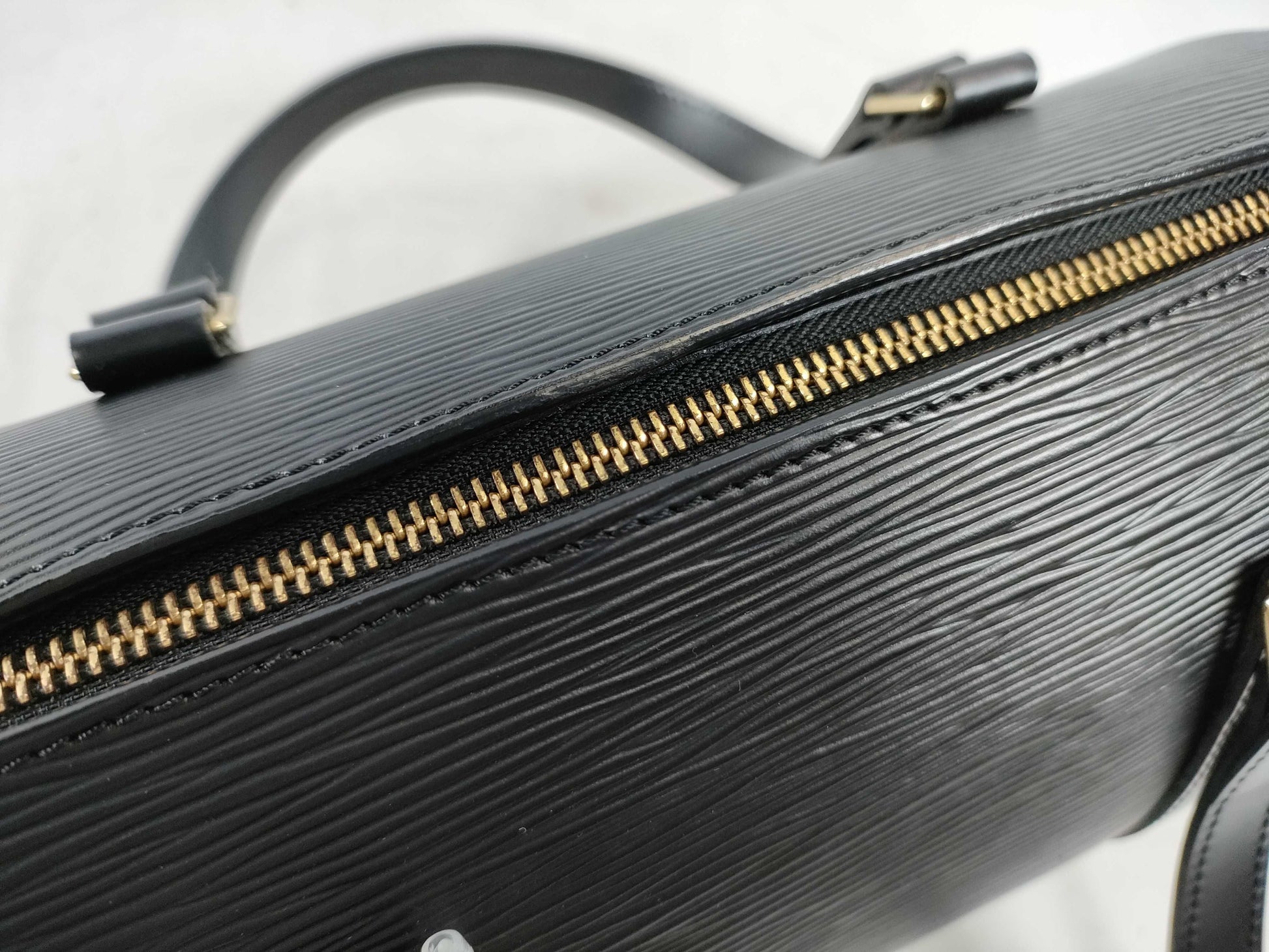 LOUIS VUITTON M52222 Epi Soufflot Handbag with Pouch