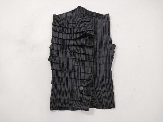 ISSEY MIYAKE Tops Tops