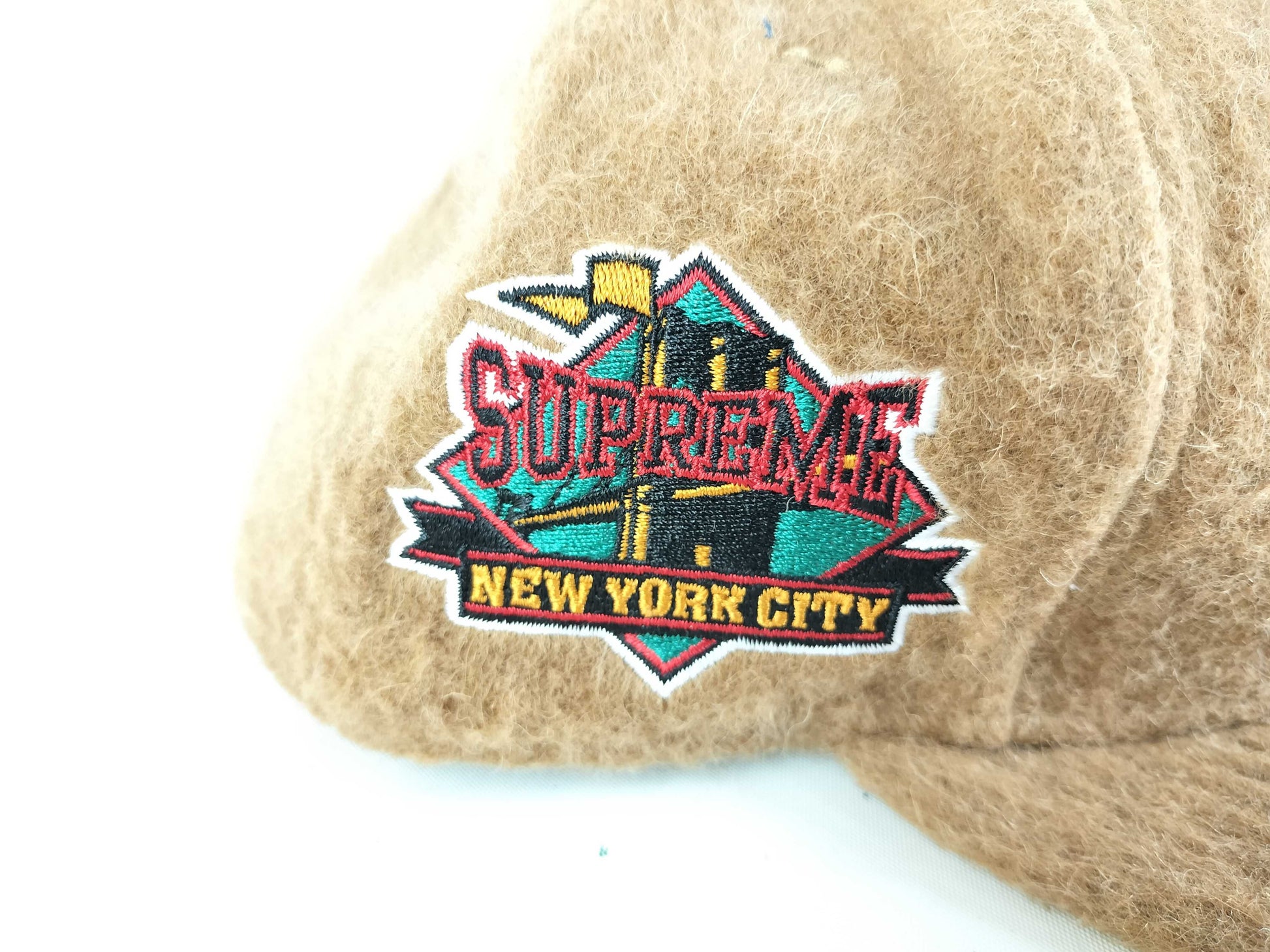 Supreme Supreme / Brushed Logo Box / 7 / 3 / 4 / Brown Other Apparel