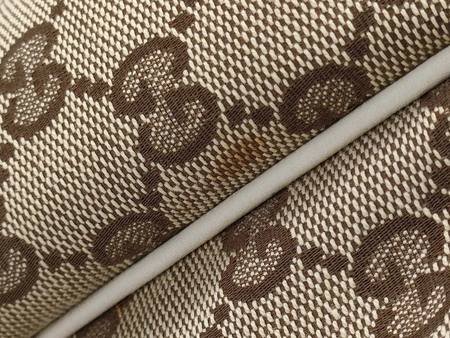 GUCCI 163805 GG Canvas Princess White Tote Bag