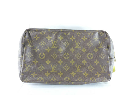 LOUIS VUITTON Monogram True Toilet 28 M47522 Second Bag