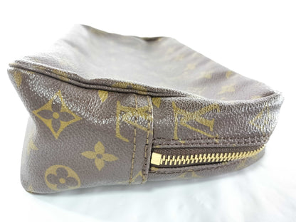 LOUIS VUITTON Monogram True Toilet 28 M47522 Second Bag