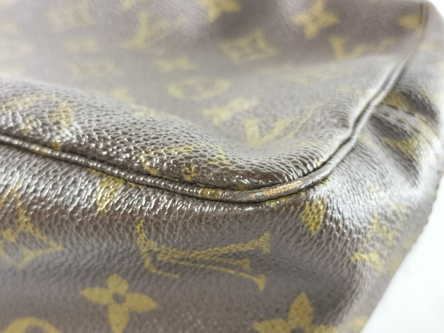 LOUIS VUITTON Monogram True Toilet 28 M47522 Second Bag