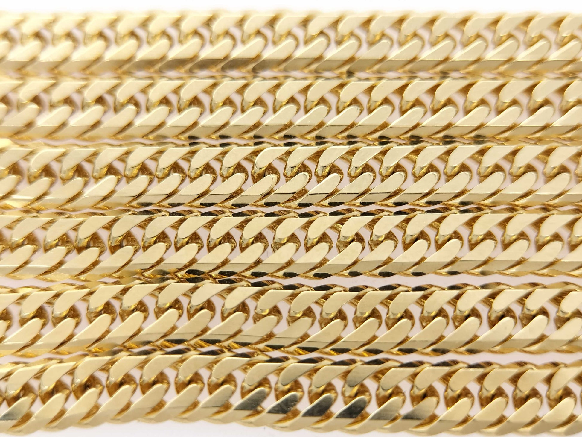 6-sided single 18K gold 20.4g necklace 