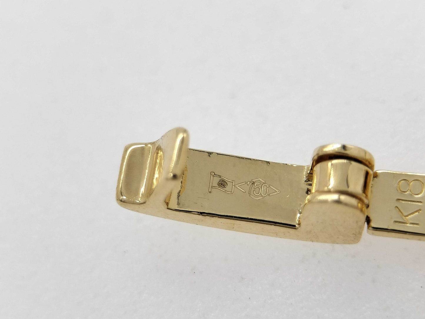 6-sided single 18K gold 20.4g necklace 