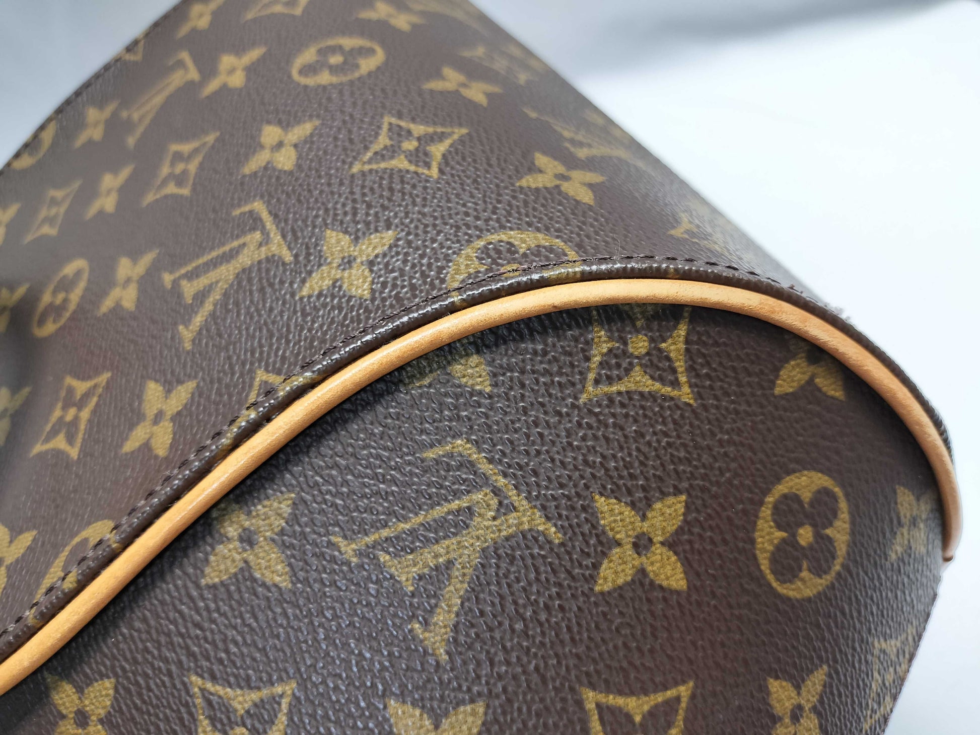 LOUIS VUITTON M51126 Monogram Ellipse MM Handbag