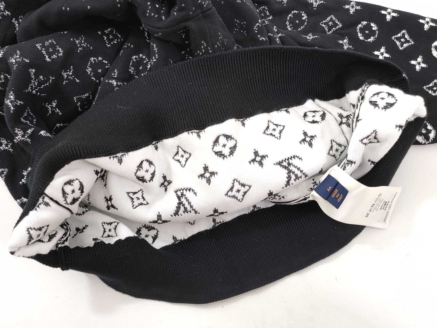 LOUIS VUITTON Monogram Gradient Hoodie Black Top