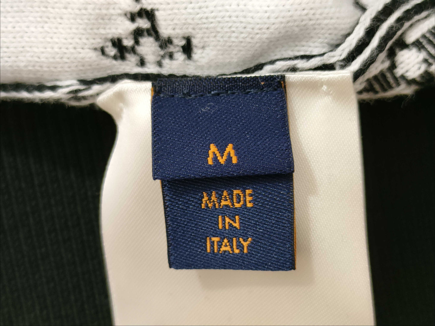 LOUIS VUITTON Monogram Gradient Hoodie Black Top