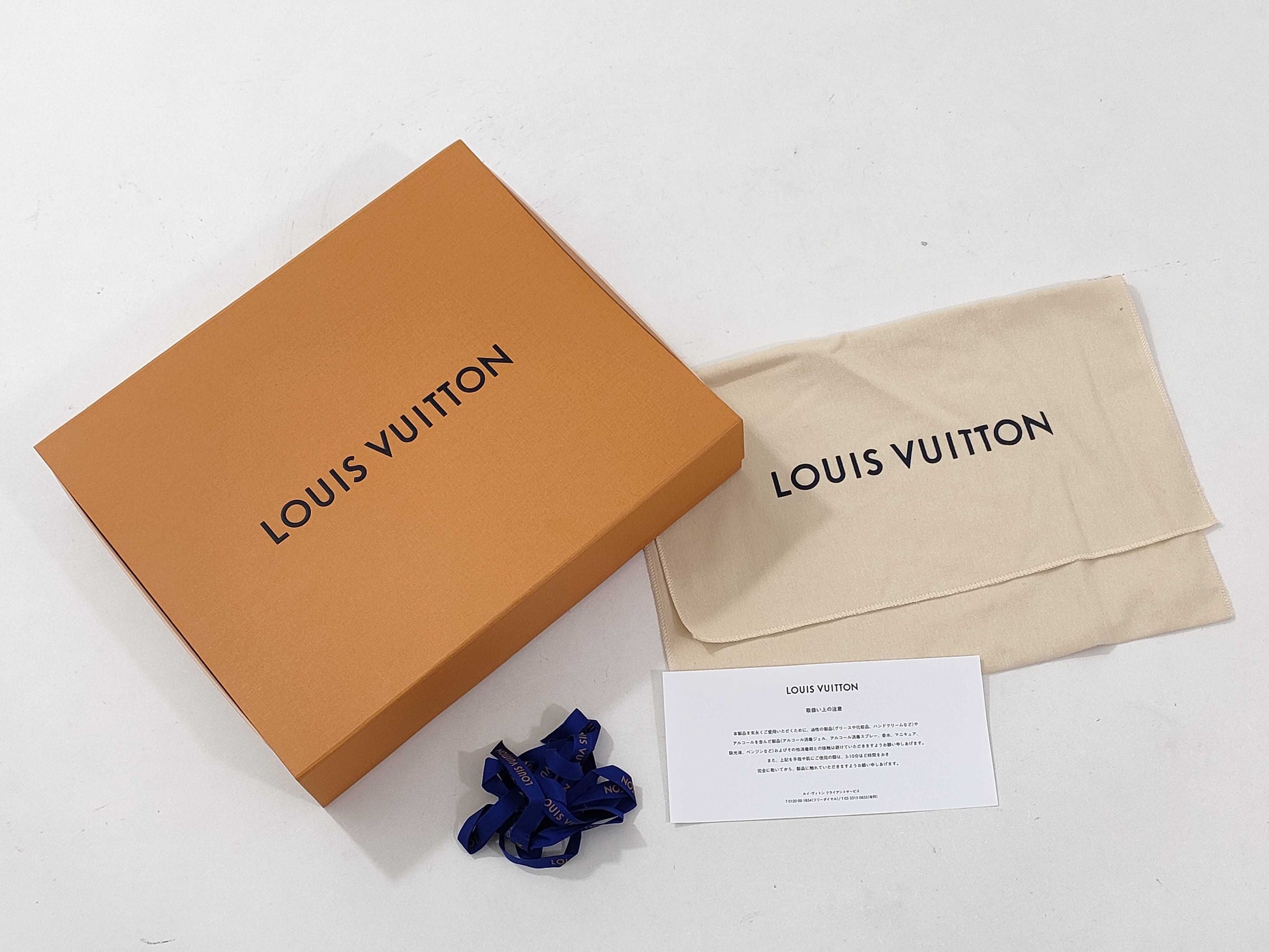 LOUIS VUITTON Monogram Gradient Hoodie Black Top