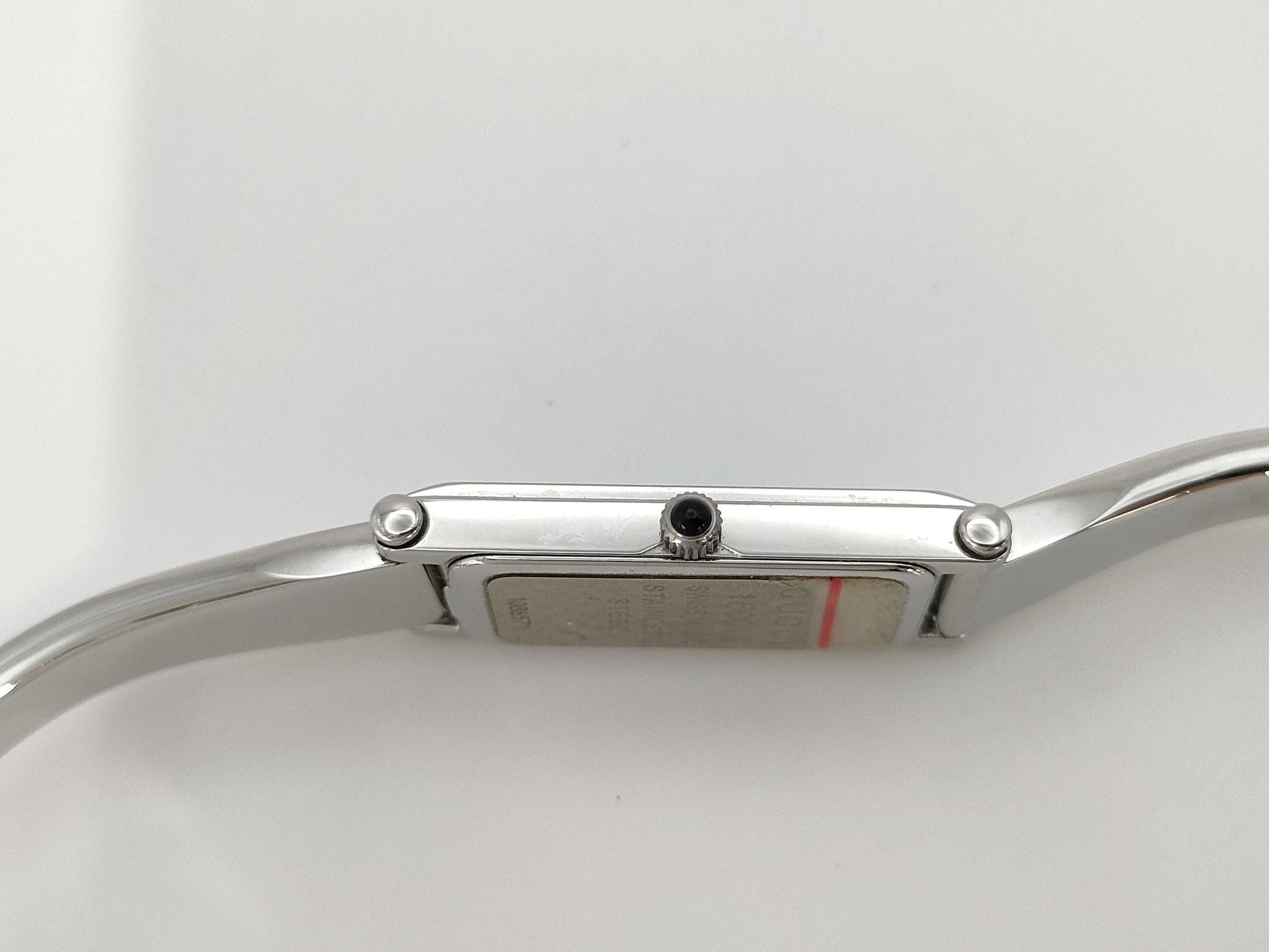 GUCCI 1500L Women's Watch