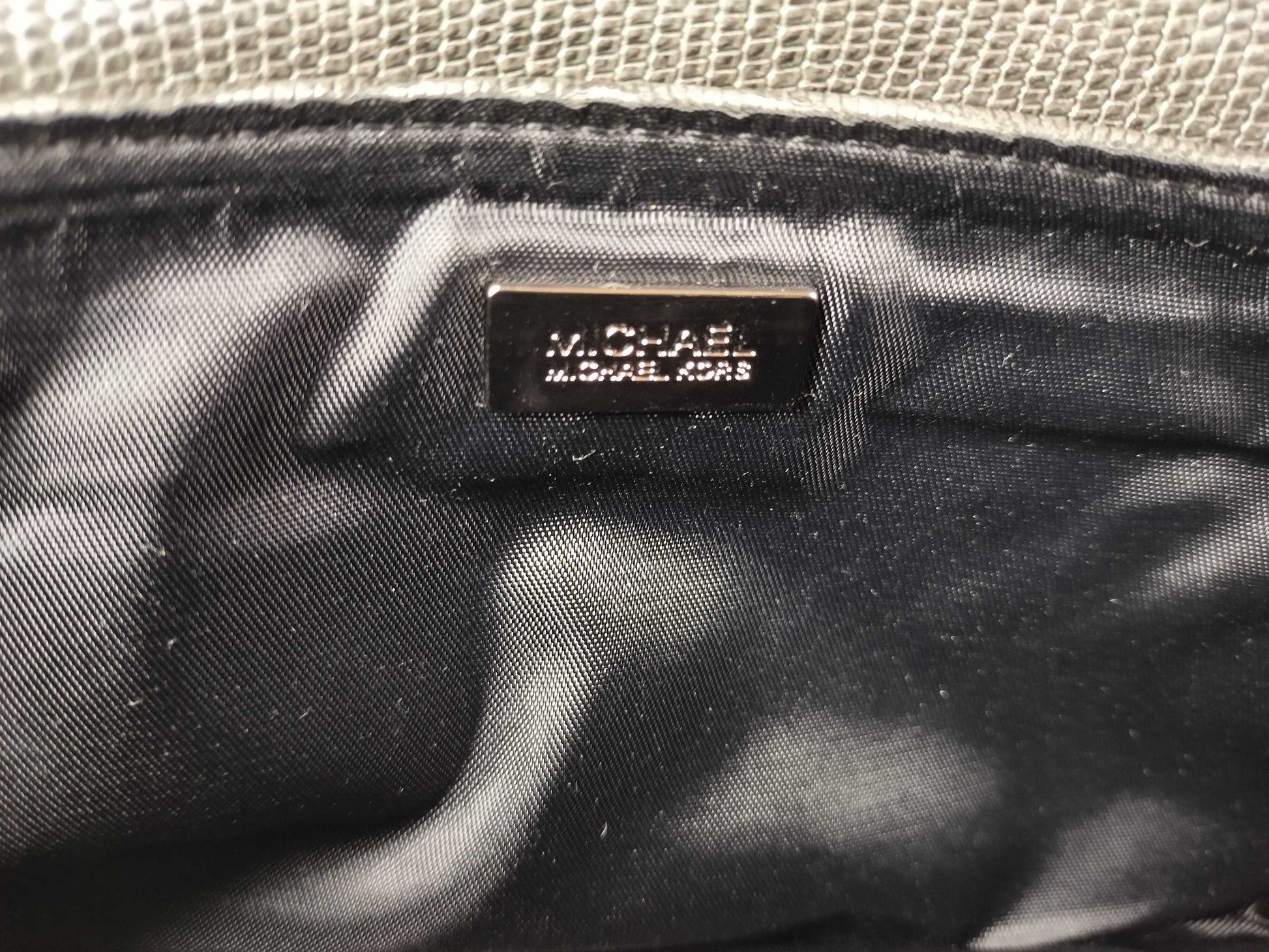 Michael Kors Chain Pouch