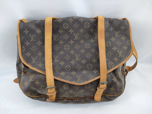 LOUIS VUITTON M42252 Monogram Saumur 43 Shoulder Bag